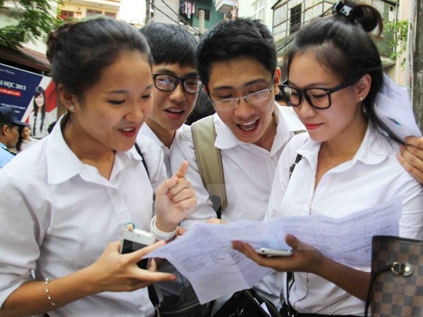 越南2016年国家高中毕业和大学入学统一考试圆满结束 ảnh 1