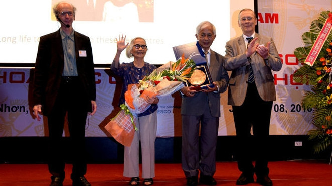 “基础科学与社会”国际研讨会落下帷幕 ảnh 1 “基础科学与社会”国际研讨会落下帷幕 ảnh 1