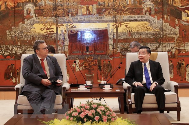 河内市加强与芬兰与法国的合作 ảnh 1 河内市加强与芬兰与法国的合作 ảnh 1