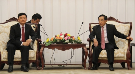 越老友好协会代表团对老挝进行工作访问 ảnh 1 越老友好协会代表团对老挝进行工作访问 ảnh 1