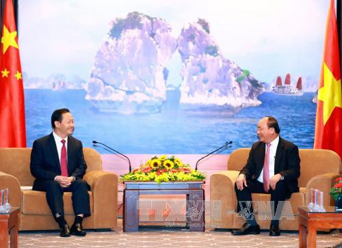 越南政府总理阮春福会见中国广西壮族自治区党委书记彭清华 ảnh 1 越南政府总理阮春福会见中国广西壮族自治区党委书记彭清华 ảnh 1