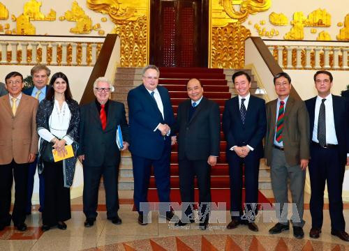 越南政府总理阮春福会见希腊外长尼科斯 ảnh 1 越南政府总理阮春福会见希腊外长尼科斯 ảnh 1
