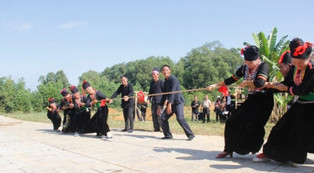 越南各民族文化旅游村—— 极具魅力的文化旅游目的地 ảnh 1
