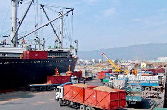 2017年春节假期：越南的商品进出口额约达4亿美元 ảnh 1