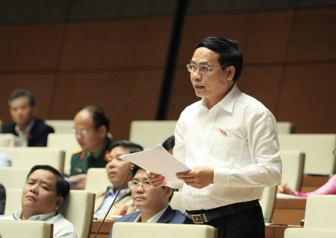 越南第十四届国会第二次会议通过2017年国家财政预算的决议 ảnh 1 越南第十四届国会第二次会议通过2017年国家财政预算的决议 ảnh 1