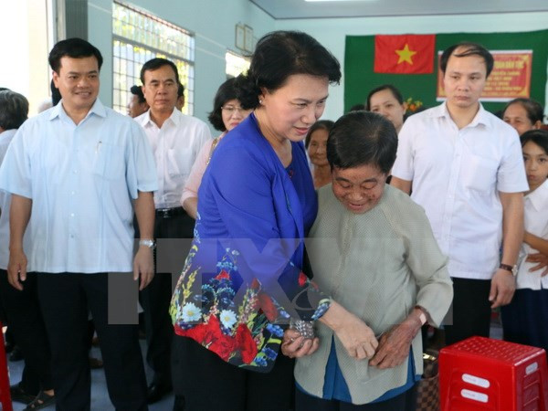 越南国会主席阮氏金银出席在槟椥省举行的民族大团结日活动 ảnh 1 越南国会主席阮氏金银出席在槟椥省举行的民族大团结日活动 ảnh 1