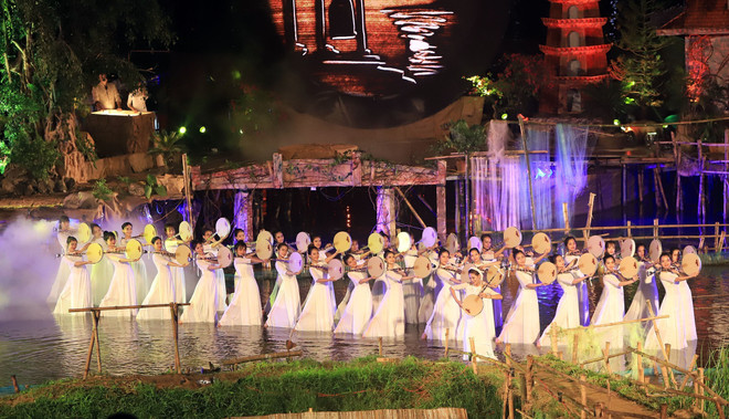 2018年顺化文化节:各项精彩活动陆续上演 ảnh 2 2018年顺化文化节:各项精彩活动陆续上演 ảnh 2