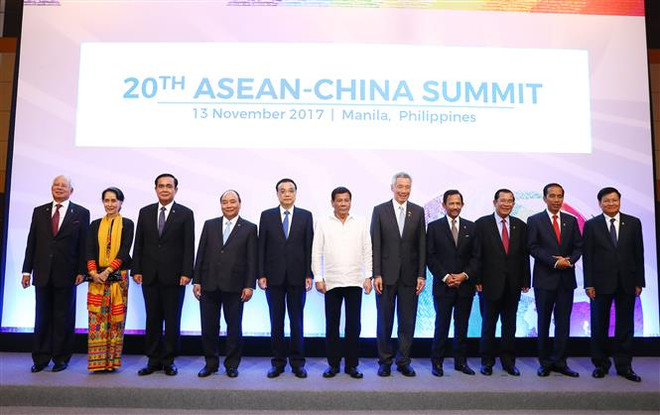 政府总理阮春福出席第31届东盟峰会系列活动 （组图） ảnh 6