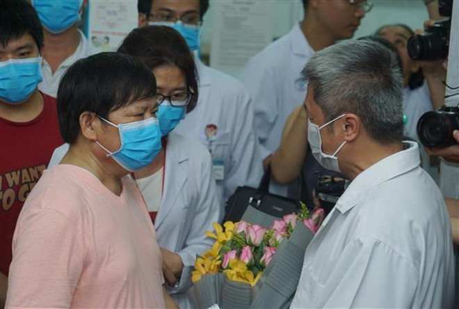 新冠肺炎疫情:在越南确诊患有新冠肺炎的第二名中国人治愈出院 ảnh 2 新冠肺炎疫情:在越南确诊患有新冠肺炎的第二名中国人治愈出院 ảnh 2