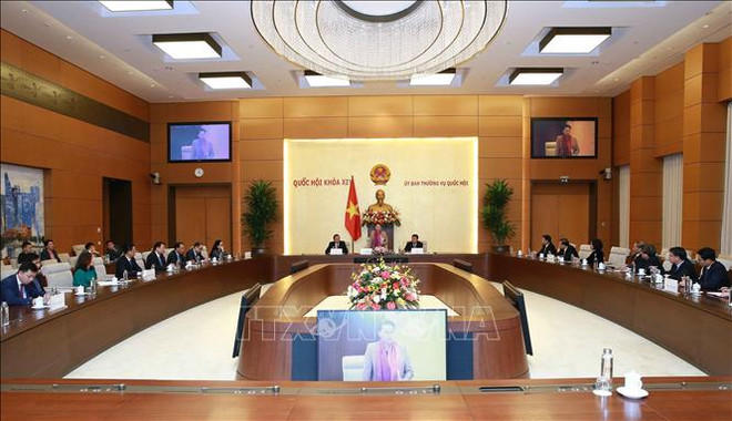 国会主席:驻外大使、首席代表要做到将国家和民族利益置于首位 ảnh 1 国会主席:驻外大使、首席代表要做到将国家和民族利益置于首位 ảnh 1