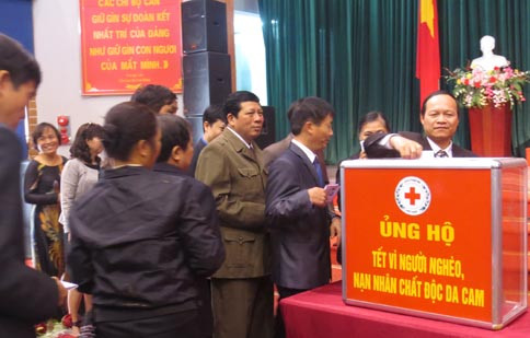 募集100万份年货送给贫困家庭 ảnh 1 募集100万份年货送给贫困家庭 ảnh 1