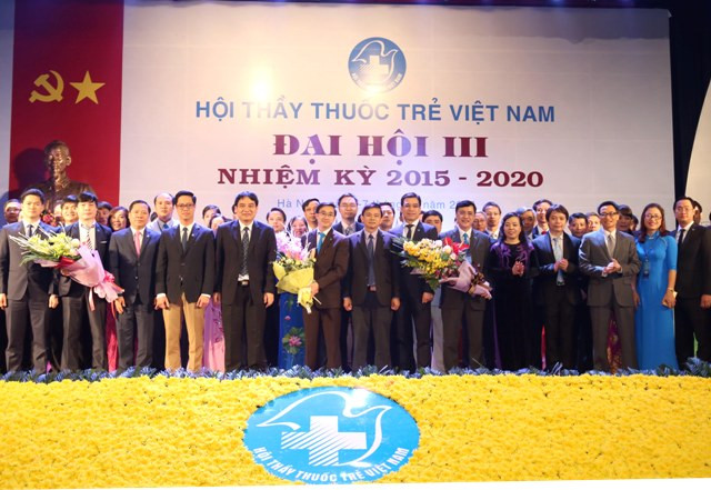 越南年轻医师协会第三次全国代表大会在河内召开 ảnh 1 越南年轻医师协会第三次全国代表大会在河内召开 ảnh 1