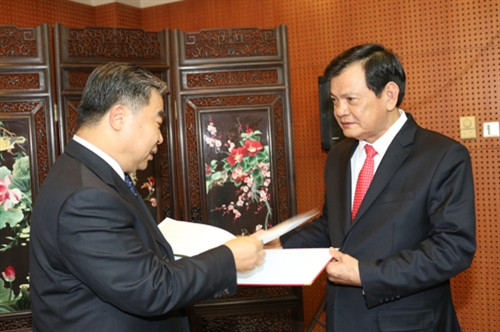 越南烈士遗骸寻找归宿国家指导委员会访问中国 ảnh 2 越南烈士遗骸寻找归宿国家指导委员会访问中国 ảnh 2