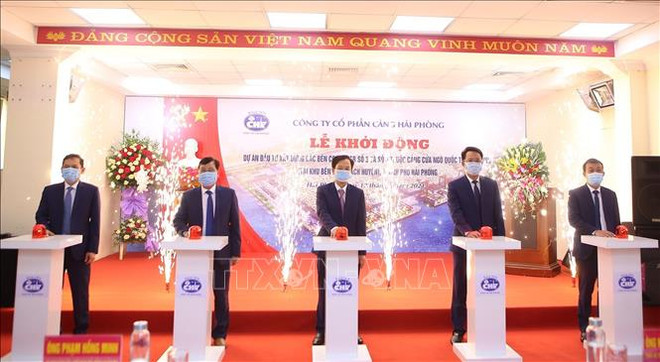 海防港股份公司沥县港集装箱码头建设项目正式动工 ảnh 1 海防港股份公司沥县港集装箱码头建设项目正式动工 ảnh 1