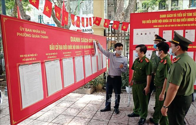 国会和人民议会换届选举:全国超过6900万选民参加投票 ảnh 2 国会和人民议会换届选举:全国超过6900万选民参加投票 ảnh 2