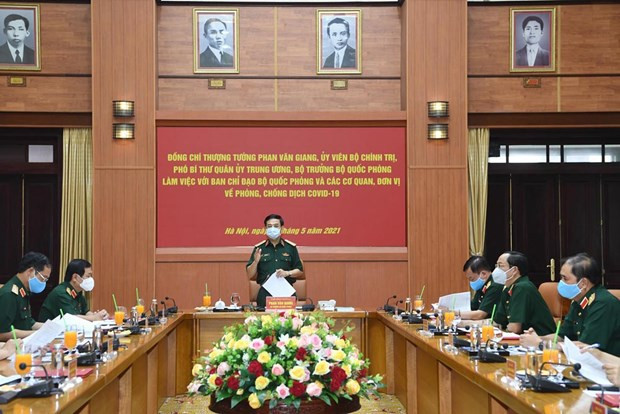 越南军队加强支援各地方抗击疫情 ảnh 2 越南军队加强支援各地方抗击疫情 ảnh 2