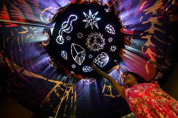 新加坡第三届儿童双年展展示越南画家的作品 ảnh 1 新加坡第三届儿童双年展展示越南画家的作品 ảnh 1