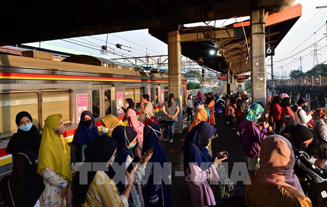 印度尼西亚暂停发放外籍员工工作许可证 ảnh 1 印度尼西亚暂停发放外籍员工工作许可证 ảnh 1