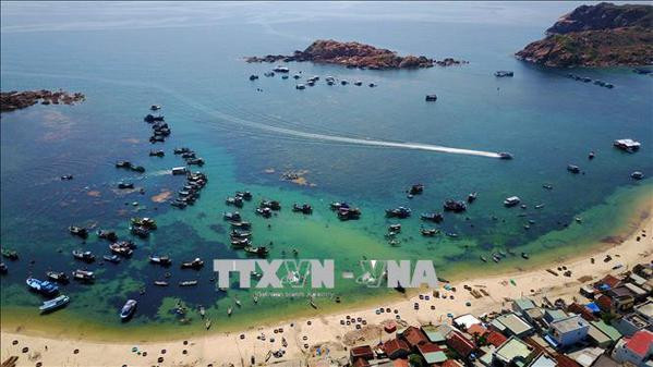 加强越南平定省与老挝南部4省的旅游对接 ảnh 2 加强越南平定省与老挝南部4省的旅游对接 ảnh 2