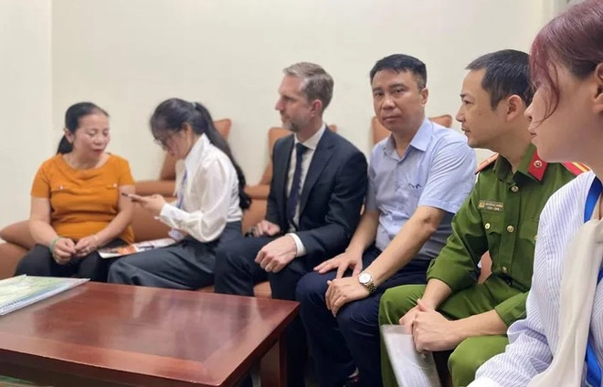 首次收集在越南居民家中住宿的外国人数据 ảnh 1 首次收集在越南居民家中住宿的外国人数据 ảnh 1