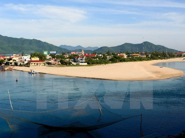 承天顺化省海洋旅游产业呈现良好发展趋势 ảnh 1 承天顺化省海洋旅游产业呈现良好发展趋势 ảnh 1