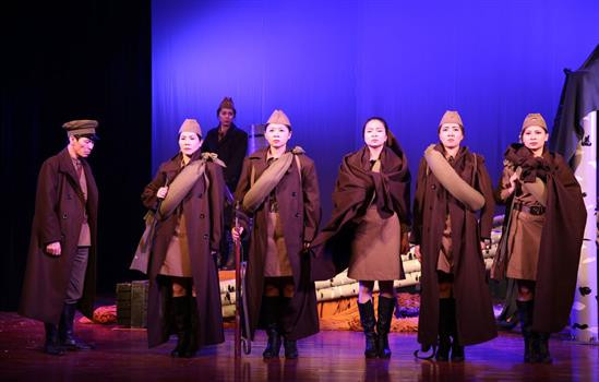 越南军队歌舞剧院艺术代表团赴俄罗斯表演 ảnh 1