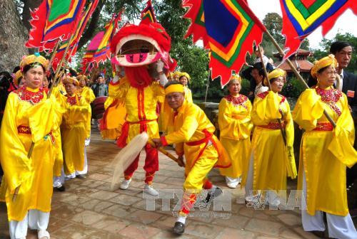 范五老将军出征抗敌742周年纪念典礼暨扶拥庙会开庙仪式在兴安省举行 ảnh 2 范五老将军出征抗敌742周年纪念典礼暨扶拥庙会开庙仪式在兴安省举行 ảnh 2
