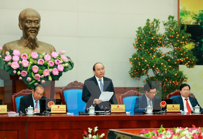 越南政府1月例行会议决议：积极制定新形势下提高国家竞争力的有效措施 ảnh 1