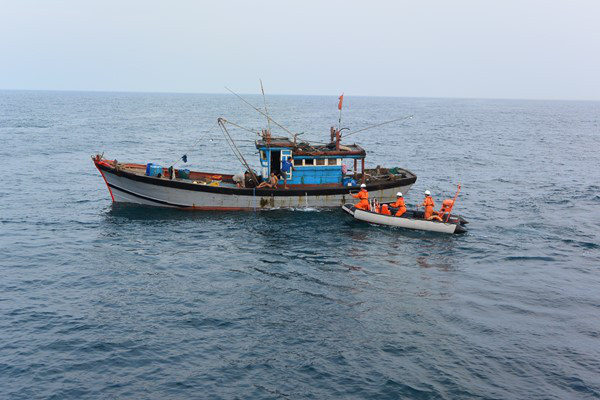 及时救助海上遇险的许多船只 ảnh 1 及时救助海上遇险的许多船只 ảnh 1