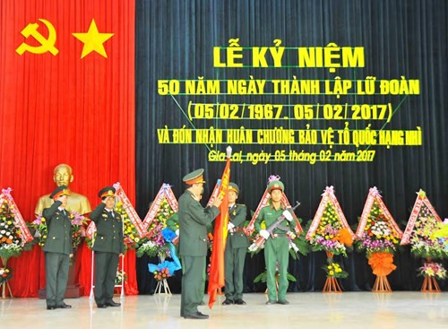 40炮兵旅荣获二级捍卫祖国勋章 ảnh 1 40炮兵旅荣获二级捍卫祖国勋章 ảnh 1