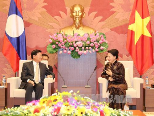 国会主席阮氏金银会见老挝总理通伦•西苏里 ảnh 1 国会主席阮氏金银会见老挝总理通伦•西苏里 ảnh 1
