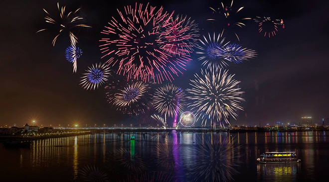 2017年岘港市国际烟花节拟在4月底举办 ảnh 1 2017年岘港市国际烟花节拟在4月底举办 ảnh 1