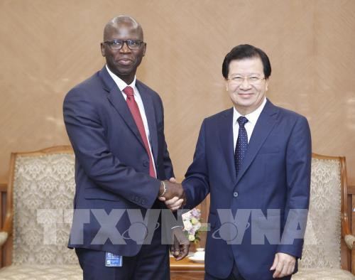 越南与世行加强交通基础设施合作 ảnh 1