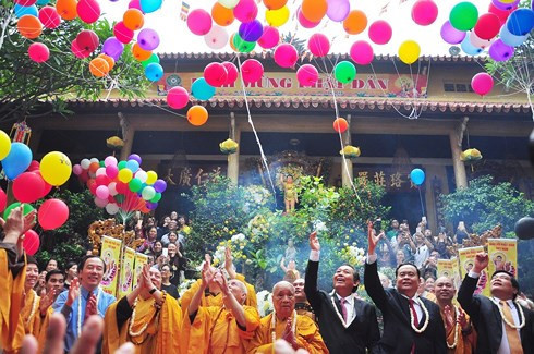 佛诞节-宗教信仰自由的生动体现 ảnh 1 佛诞节-宗教信仰自由的生动体现 ảnh 1