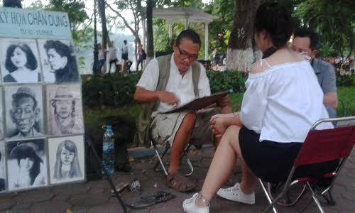 为遭受疫情影响的艺人和导游采取帮扶政策 ảnh 1 为遭受疫情影响的艺人和导游采取帮扶政策 ảnh 1