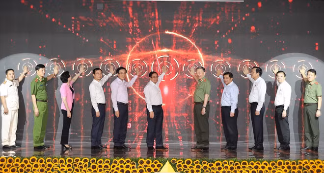 范明政总理:人口数据库是国家治理创新的进展 ảnh 1 范明政总理:人口数据库是国家治理创新的进展 ảnh 1