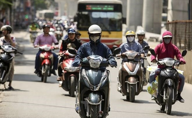 越南北部的炎热天气或将持续到7月3日至4日 ảnh 1 越南北部的炎热天气或将持续到7月3日至4日 ảnh 1