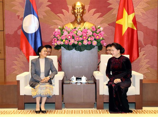 越南国会主席阮氏金银会见老挝国会主席巴尼·亚陶都 ảnh 2 越南国会主席阮氏金银会见老挝国会主席巴尼·亚陶都 ảnh 2