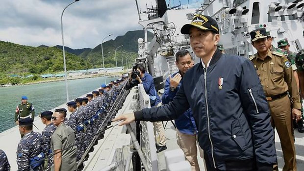 印尼总统佐科赴纳土纳群岛视察以强调印尼对该群岛的主权 ảnh 1 印尼总统佐科赴纳土纳群岛视察以强调印尼对该群岛的主权 ảnh 1