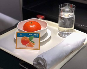 越航将陆岸橙纳入飞机餐 ảnh 1 越航将陆岸橙纳入飞机餐 ảnh 1