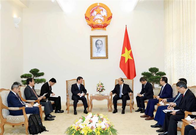 政府总理阮春福会见日本外务大臣茂木敏充 ảnh 2 政府总理阮春福会见日本外务大臣茂木敏充 ảnh 2