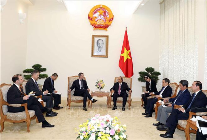 阮春福会见美国国际发展金融公司首席执行官亚当• 伯勒尔 ảnh 1