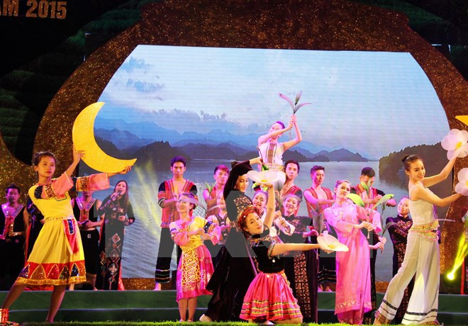 茶文化与东盟文化节昨晚在太原省拉开序幕 ảnh 1 茶文化与东盟文化节昨晚在太原省拉开序幕 ảnh 1