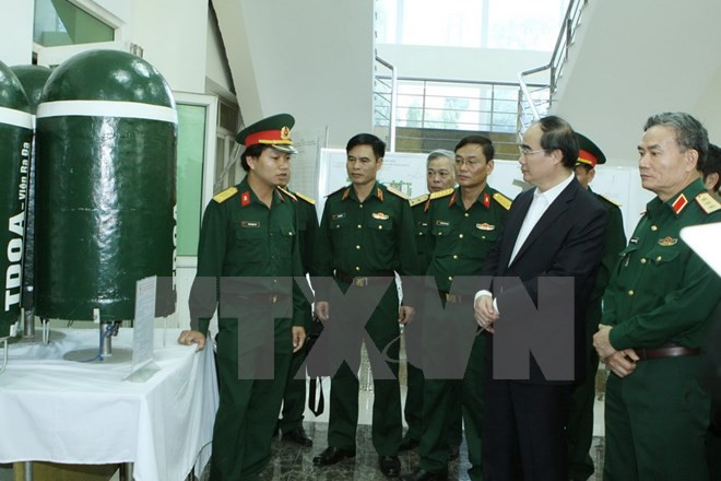 越南祖国阵线中央委员会主席阮善仁探访军事科学与技术研究院 ảnh 1 越南祖国阵线中央委员会主席阮善仁探访军事科学与技术研究院 ảnh 1