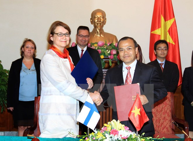 越南外交部副部长武鸿南会见芬兰外交部副部长 ảnh 1 越南外交部副部长武鸿南会见芬兰外交部副部长 ảnh 1