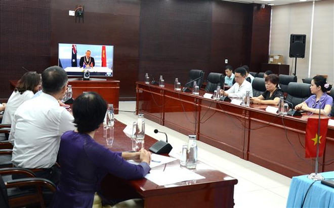 岘港市与澳大利亚黄金海岸市建立友好合作关系 ảnh 2  岘港市与澳大利亚黄金海岸市建立友好合作关系 ảnh 2