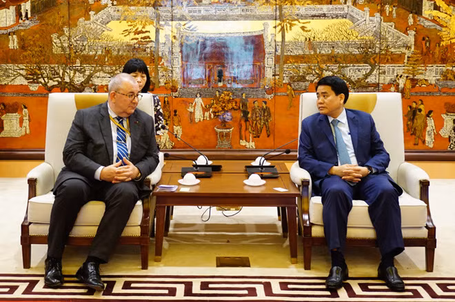 河内市为比利时投资者顺利展开各项合作项目创造便利条件 ảnh 1