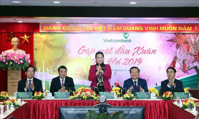 阮氏金银走访海关总局和越南外贸股份商业银行 ảnh 2 阮氏金银走访海关总局和越南外贸股份商业银行 ảnh 2