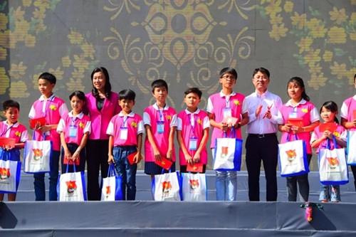 胡志明市拨出1.54万亿越南盾展开2019年己亥春节社会保障项目 ảnh 1 胡志明市拨出1.54万亿越南盾展开2019年己亥春节社会保障项目 ảnh 1