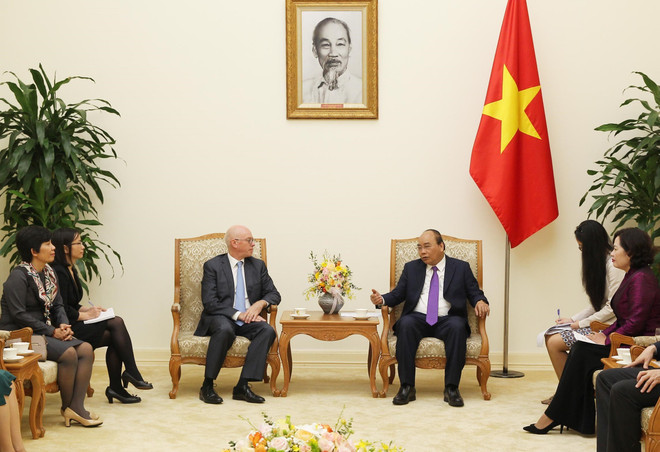 越南政府总理阮春福会见国际货币基金组织驻越办事处首席代表 ảnh 1 越南政府总理阮春福会见国际货币基金组织驻越办事处首席代表 ảnh 1